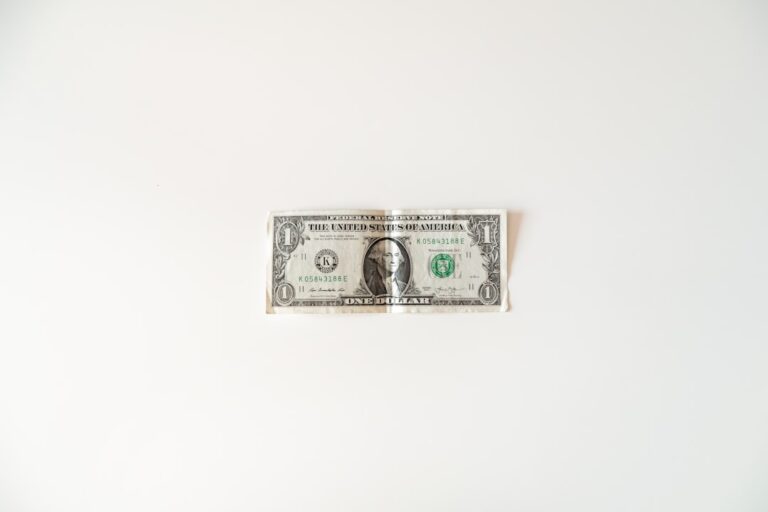 découvrez la valeur nette : qu'est-ce que c'est, comment la calculer et pourquoi elle est importante pour évaluer votre santé financière.