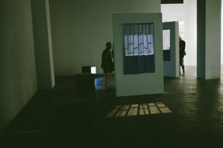 découvrez ce qu'est la subrogation, son fonctionnement et ses implications juridiques pour mieux comprendre ce mécanisme de transfert de droits en assurance et recouvrement.